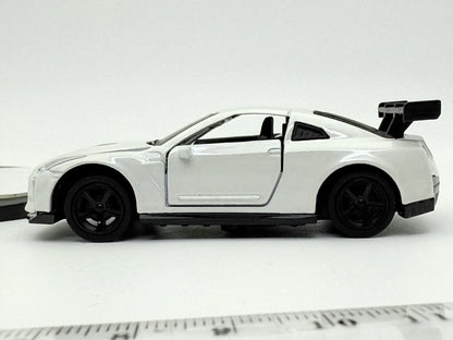Nissan Gt-R Biały 1:64 + Stojak (Ekspozytor) na Model – zdjęcie 4