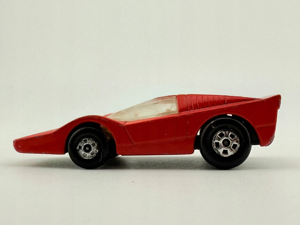Fandango Matchbox 1975 Czerwony 1:64 Made in England – zdjęcie 4
