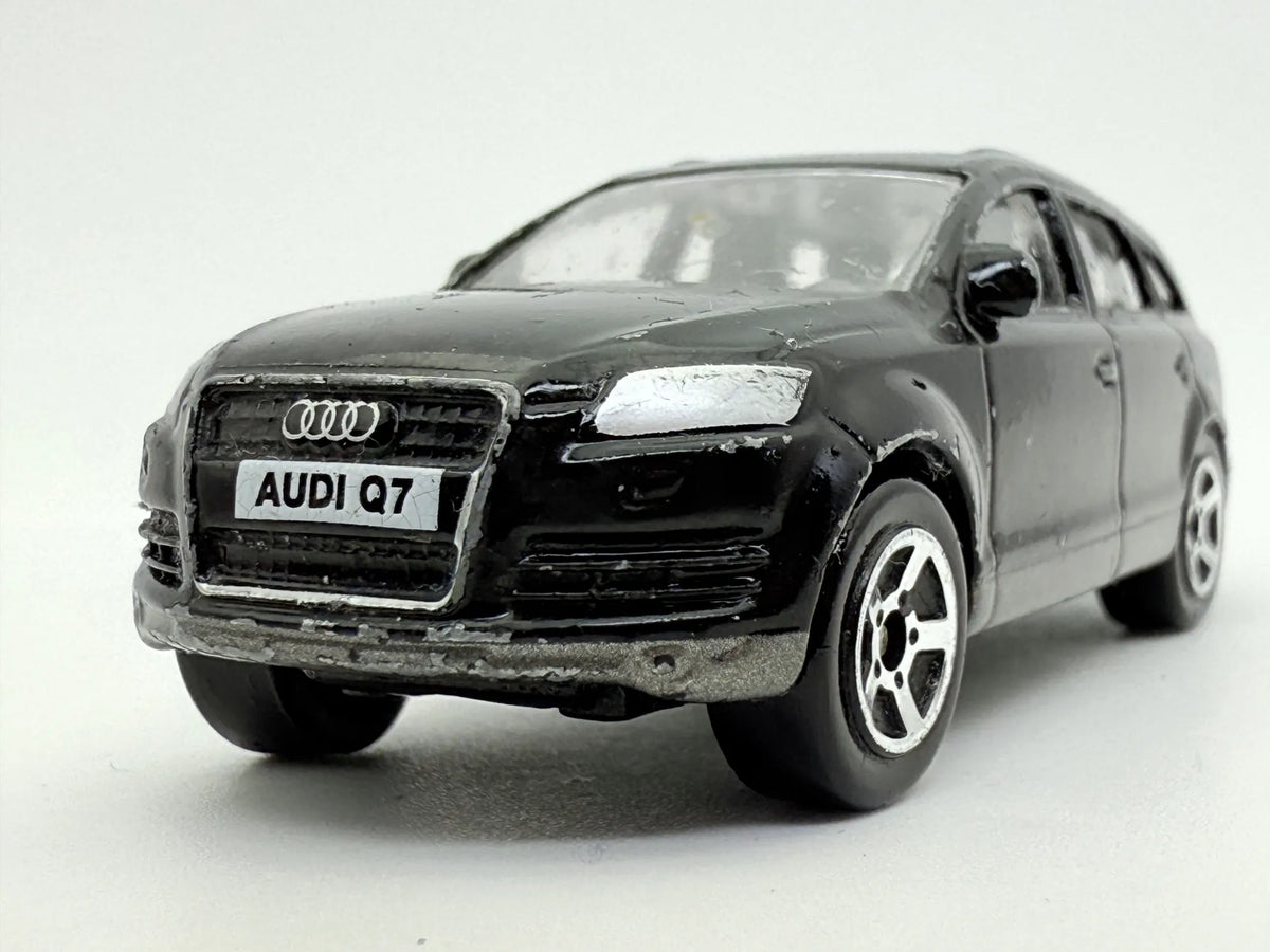Audi Q7 Realtoy Czarny 1:64 – zdjęcie 4