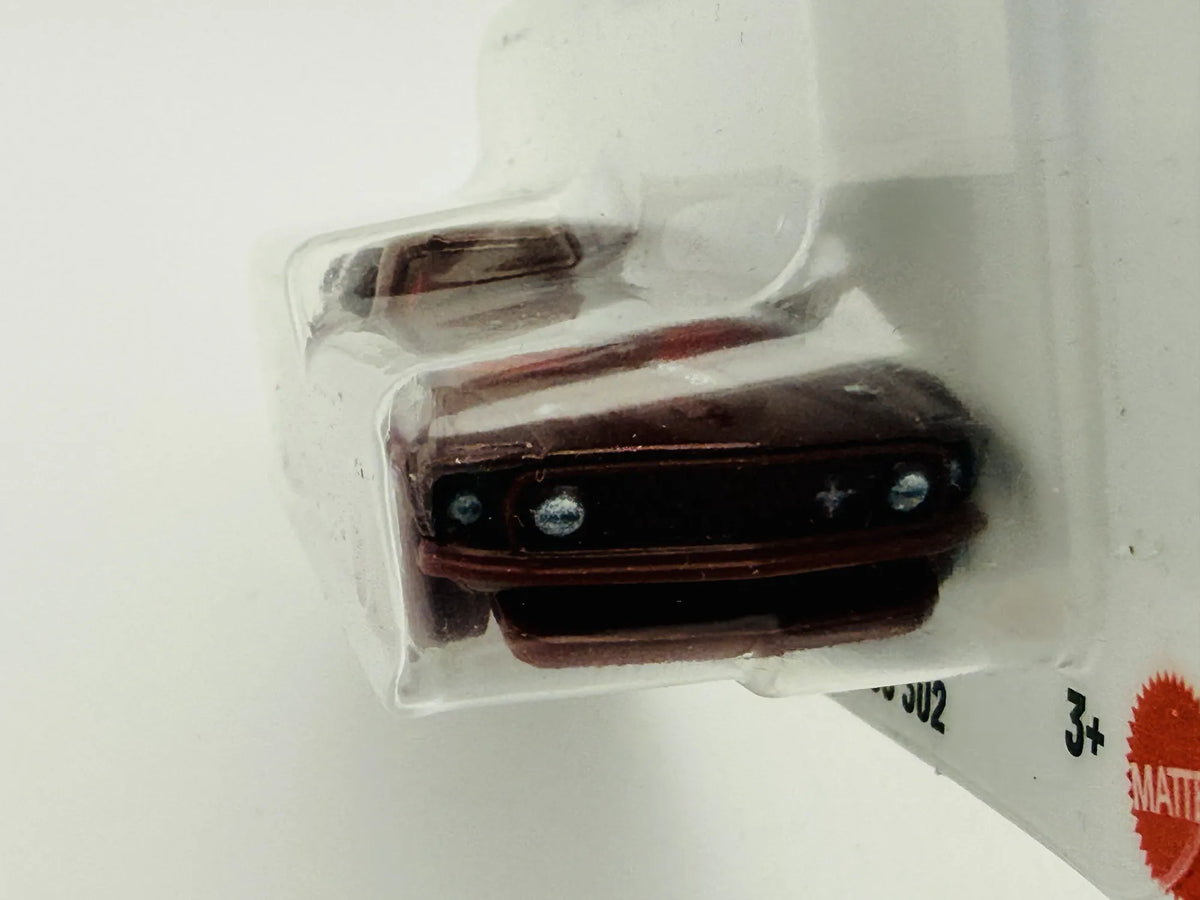 '69 Ford Mustang Boss 302 Hot Wheels 2025 Fast & Furious 1:64 PANTONE 195 – zdjęcie 4