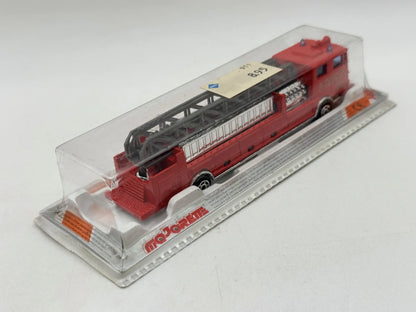 WÓZ STRAŻACKI FDNY 55 Straż pożarna Majorette '90 Czerwony 1:89 – zdjęcie 4