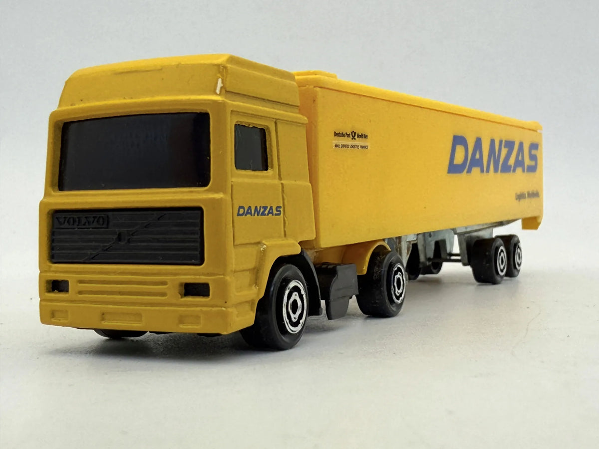 VOLVO TRUCK, DANZAS, Majorette, Die cast, Żółty, 1:64, Resoraki – zdjęcie 4