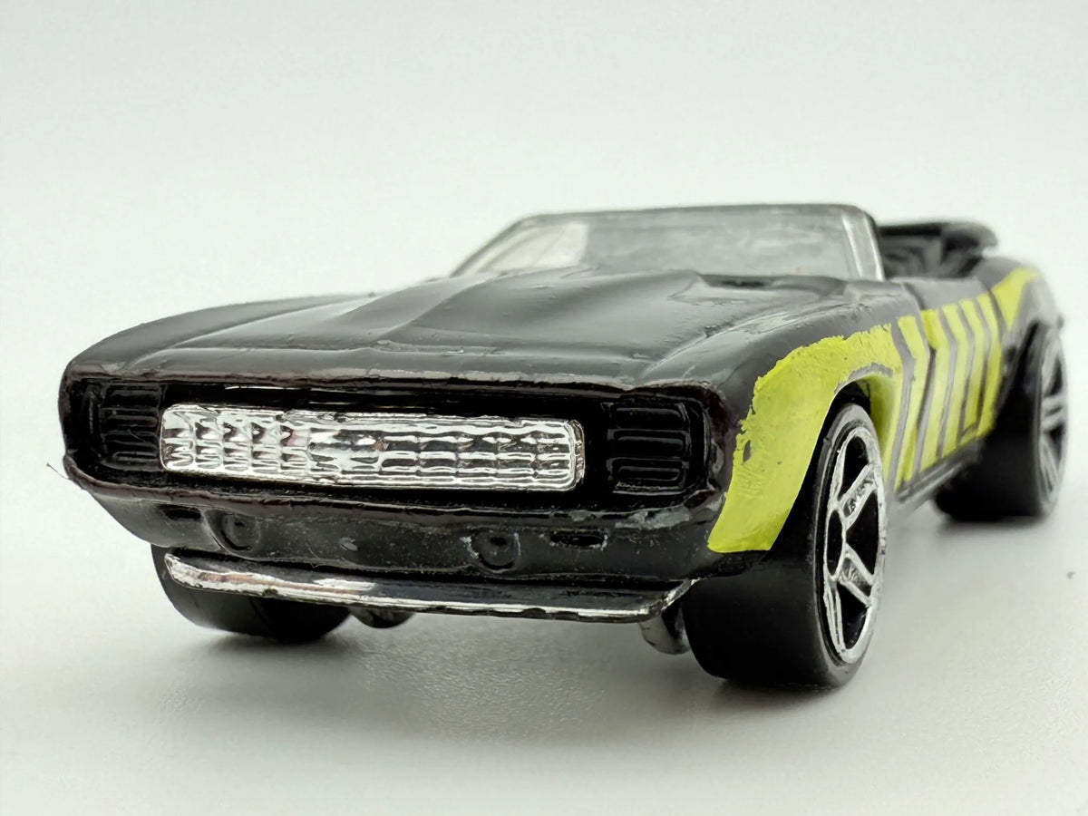 Camaro Hot Wheels Czarny 1:64 – zdjęcie 4
