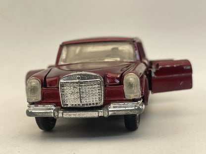 Mercedes-Benz 600 Dinky Toys '70 Bordowy 1:36 Made in England – zdjęcie 4