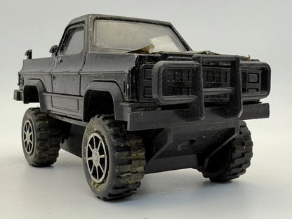CHEVROLET C/K PICKUP MARKI JACO VINTAGE MODEL Czarny 1:32 – zdjęcie 4