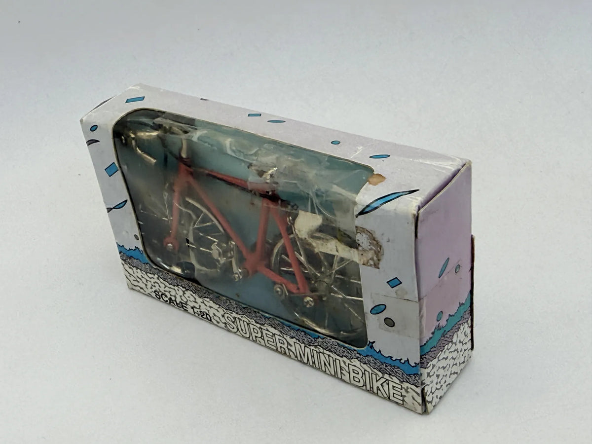 ROWERU WYŚCIGOWY LEADWORKS FESTINA MINI RACER Super Mini Bike Czerwony 1:20 – zdjęcie 4