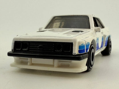 Ford Escort Rs2000 Hot Wheels 2012 Biały 1:64 – zdjęcie 4
