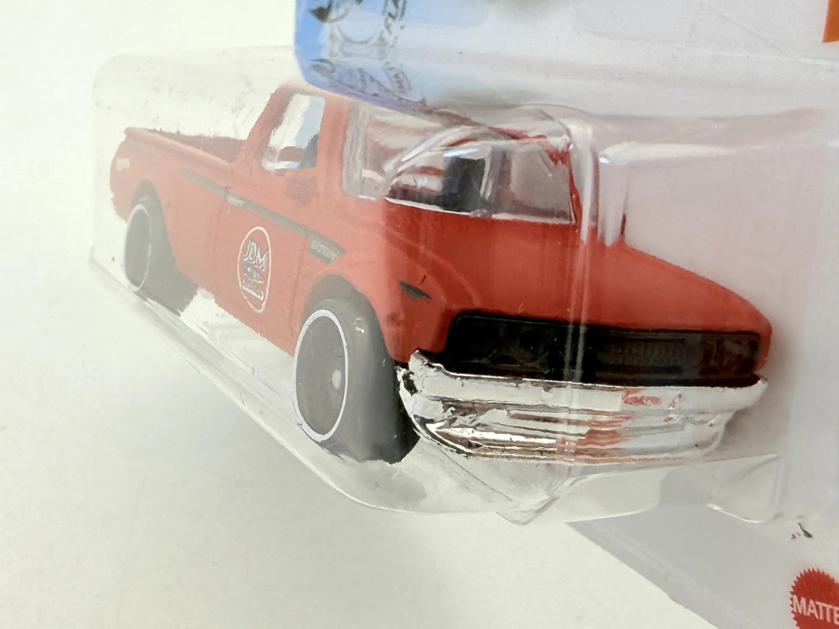 Datsun 620 HW Hot Trucks Hot Wheels 2020 Czerwony 1:64 – zdjęcie 4