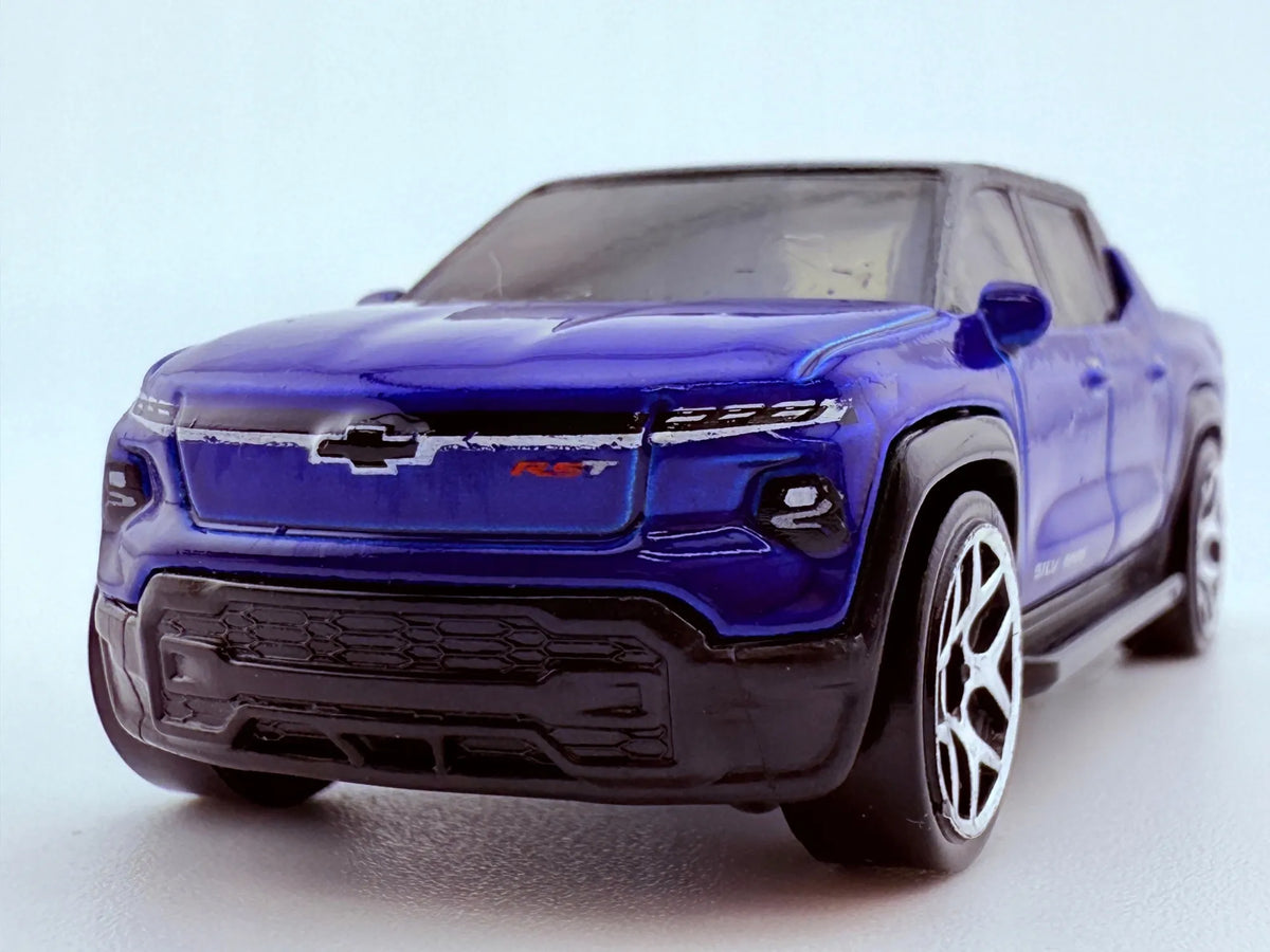 SILVERADO EV RST, Hot Wheels 2023, HRY63, Niebieski,, 1:64, Resoraki – zdjęcie 4