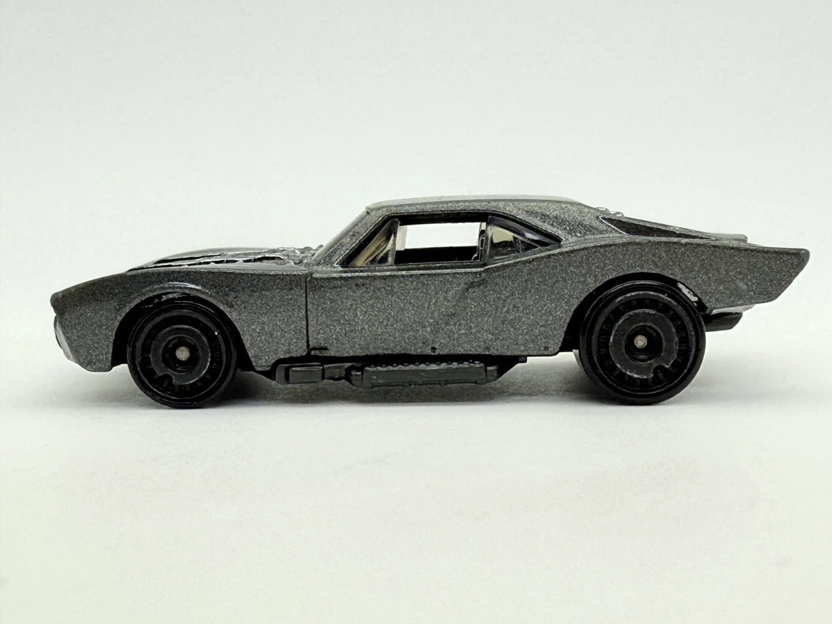Batmobile Hot Wheels Czarny 1:64 – zdjęcie 4