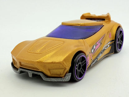 Chicane Hot Wheels Złoty 1:64 – zdjęcie 4