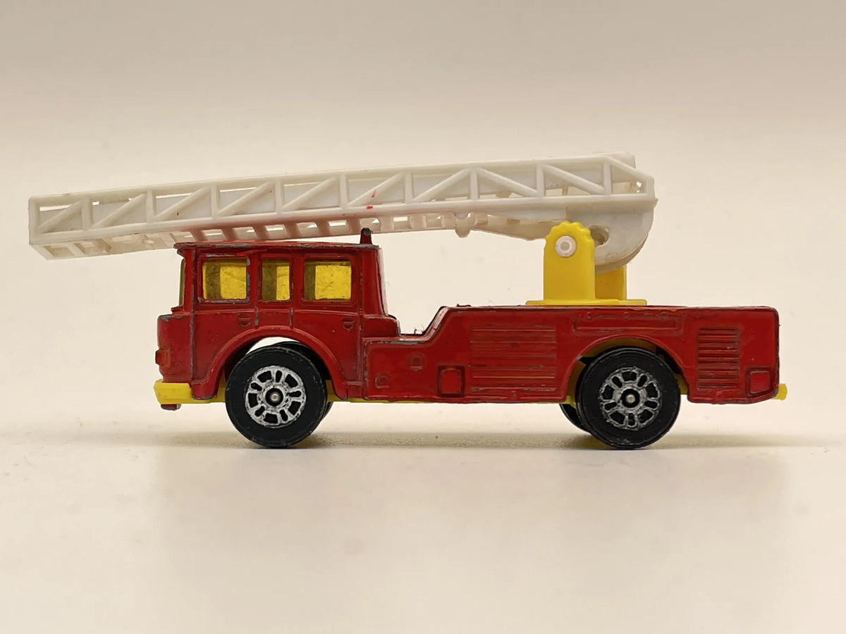 Simon Snorkel Fire Engine, Corgi Juniors, Made in Great Britain, 1:64 – zdjęcie 4