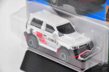 Mitsubishi Pajero Evolution Hot Wheels 2021 Biały 1:64 – zdjęcie 4