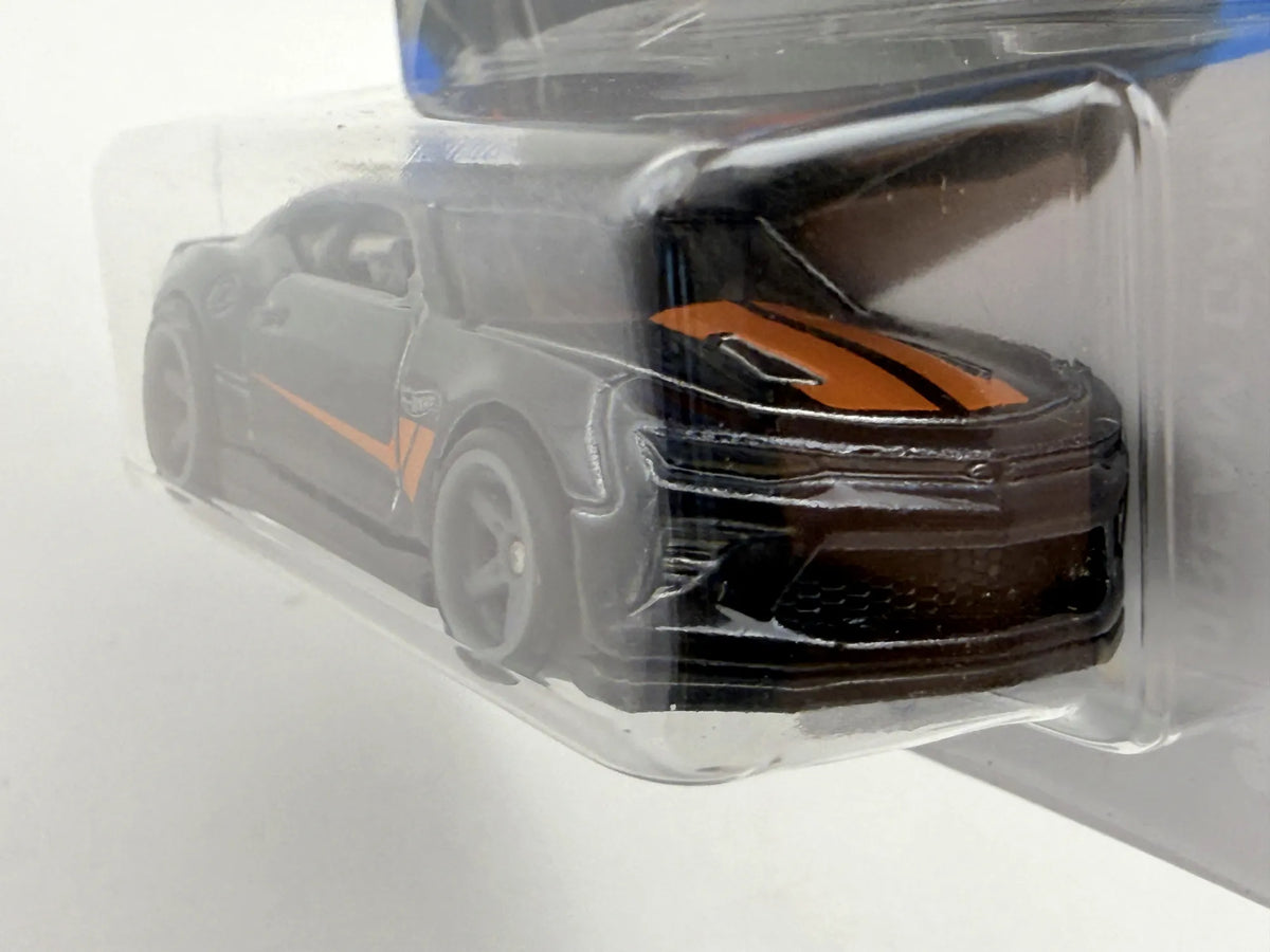 '16 CAMARO SS, Hot Wheels 2024, Die cast HTF31, Grafitowy, 1:64, Resoraki – zdjęcie 4