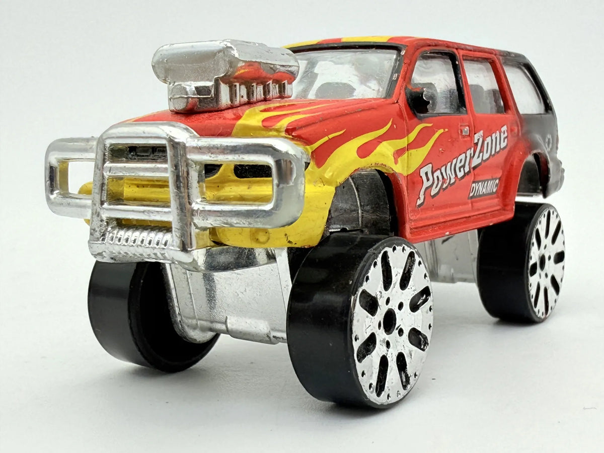 Ford Explorer Czerwono-Czarna 1:64 – zdjęcie 4