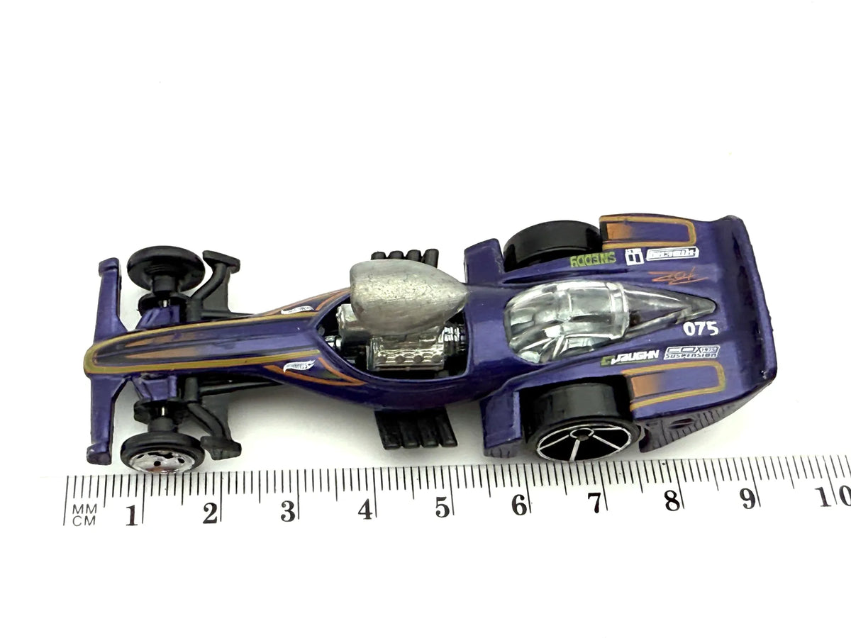 Formuła Wyścigowa Hot Wheels Fioletowy 1:64 – zdjęcie 4
