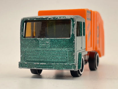 Śmieciarka "BiM City Cleaning" Pomarańczowy i Zielony 1:87 – zdjęcie 4