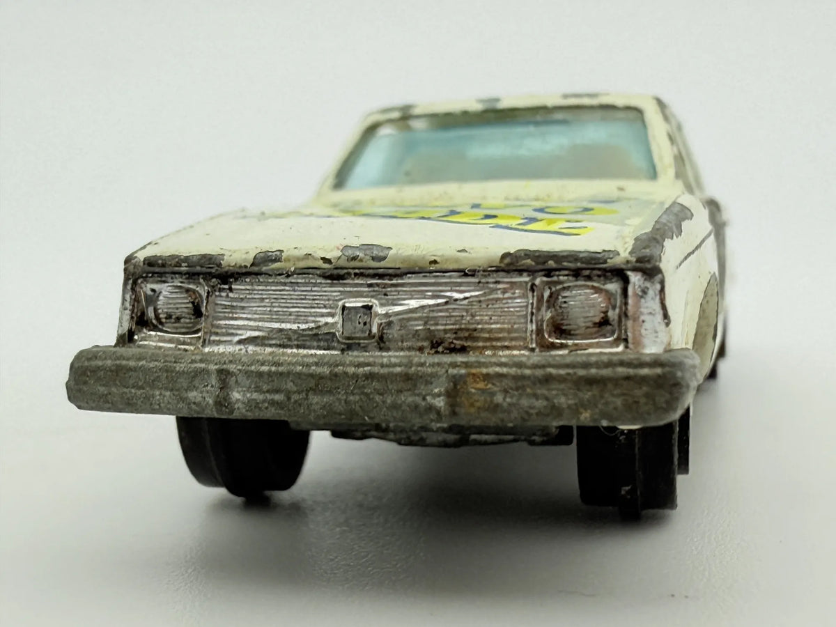 Volvo 244 Dl, Yatming, Resoraki, Die cast 1:64 – zdjęcie 4