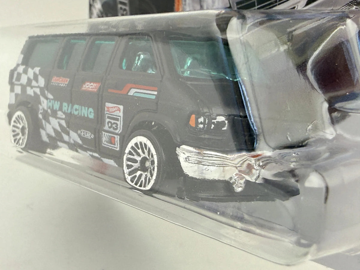 Dodge Van HW Vans Hot Wheels 2024 Czarny 1:64 – zdjęcie 4