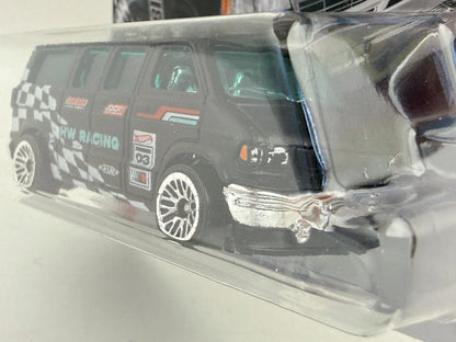Dodge Van HW Vans Hot Wheels 2024 Czarny 1:64 – zdjęcie 4