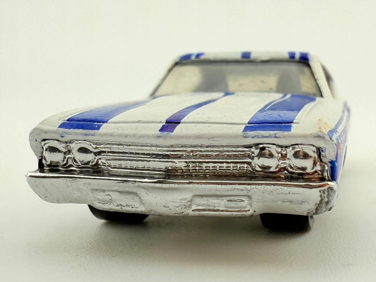 '69 CHEVELLE SS 396 TM GM, Hot Wheels 2007, Resoraki, Die cast, Biały, 1:64 – zdjęcie 4
