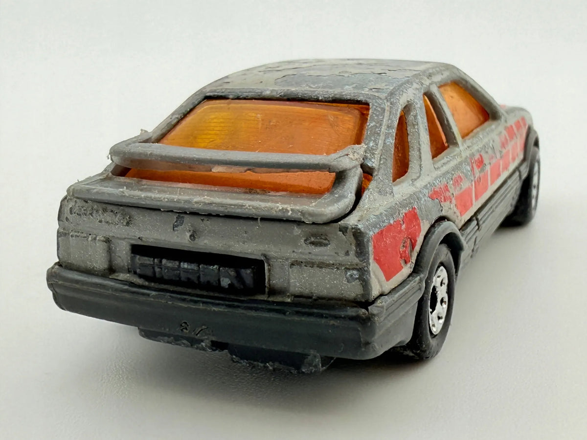 Ford Sierra Xr4I Matchbox Srebrny 1:64 Made in Macau – zdjęcie 4