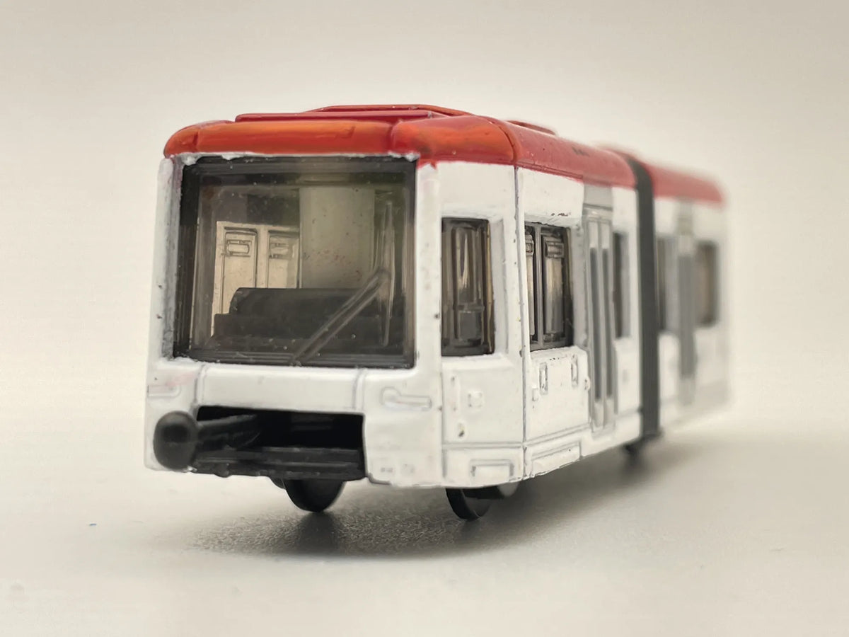 Tramwaj Miejski SIKU 1:87 Czerwono-Biały – zdjęcie 4