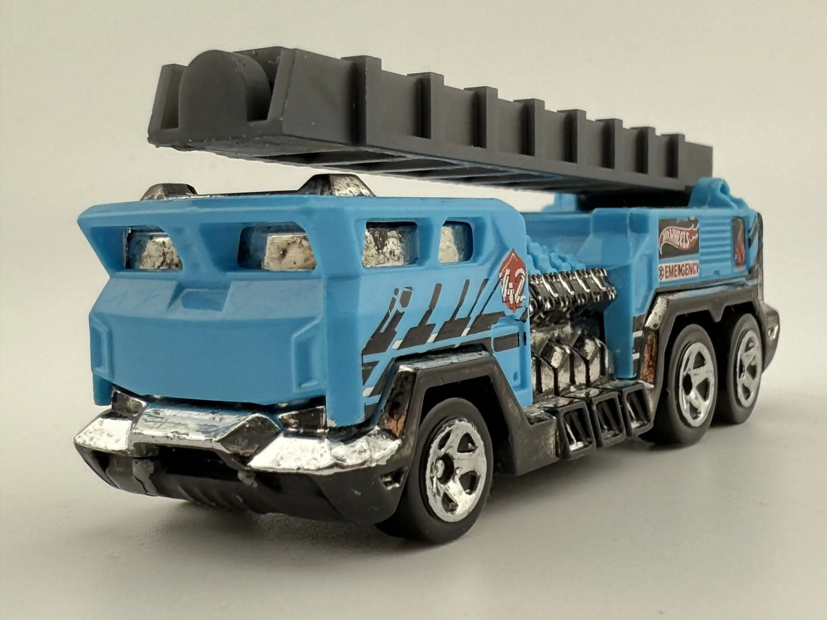 5 ALARM, Hot Wheels 2008, Die cast 186 MJ & AL, Niebieski, 1:64, Resoraki – zdjęcie 4