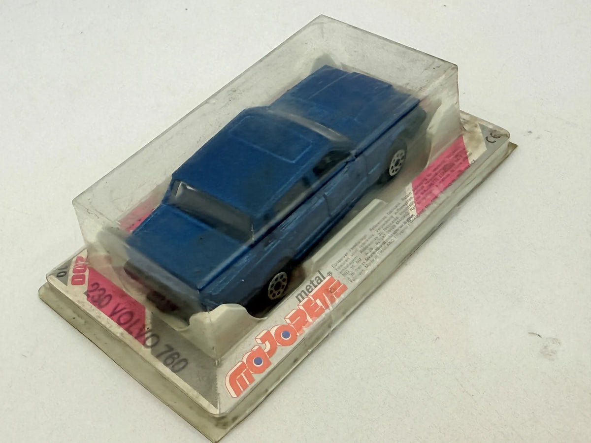 VOLVO 760 GLE Majorette '90 Niebieski 1:64 – zdjęcie 4