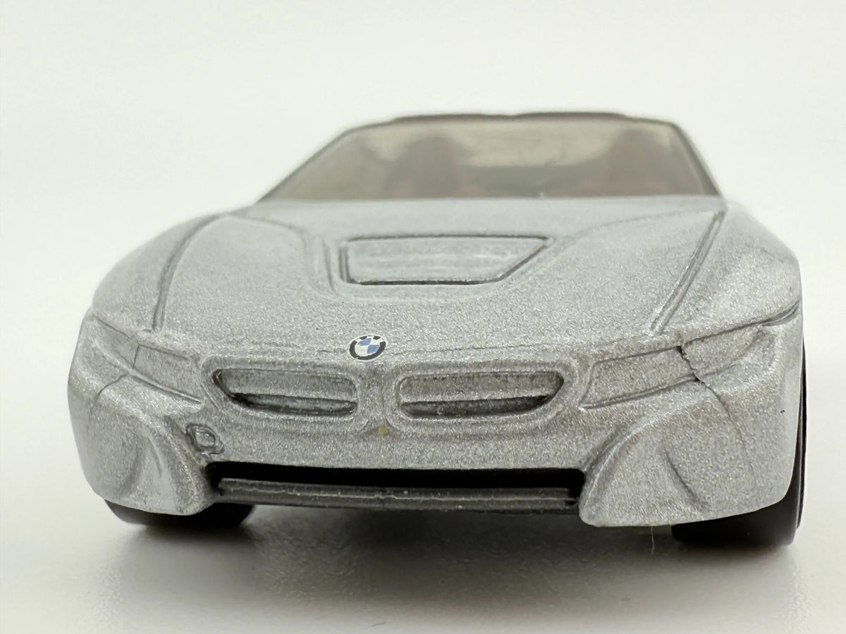 BMW i8 ROADSTER, Hot Wheels 2018, Die cast FXB49, Srebrny, 1:64, Resoraki – zdjęcie 4