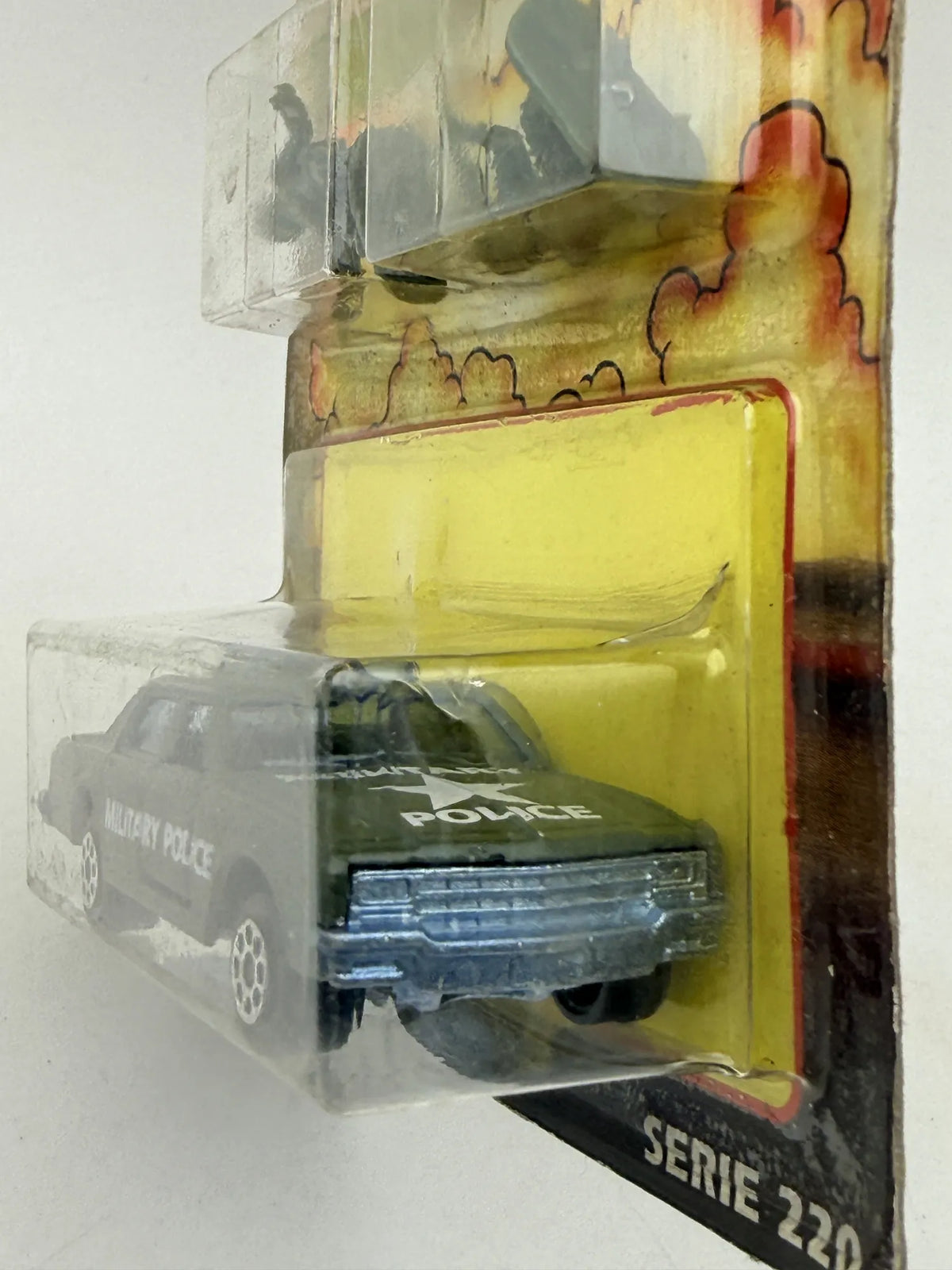 CHEVROLET IMPALA MILITARY POLICE Special Forces Majorette 1980 Zielony 1:64 – zdjęcie 4