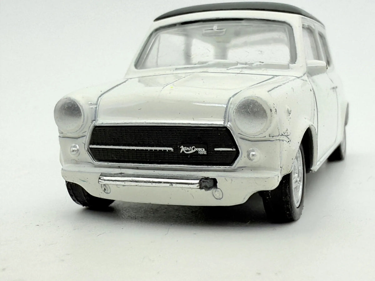 Mini Cooper Welly Biały 1:60 – zdjęcie 4
