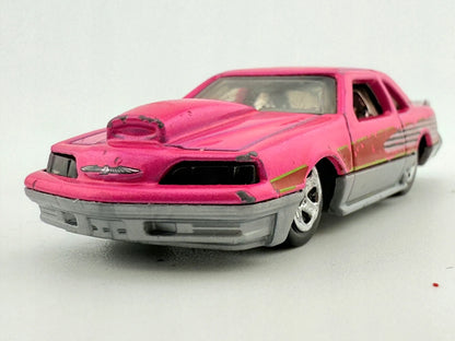 1988 FORD T-BIRD Hot Wheels 2022 Różowy 1:64 – zdjęcie 4