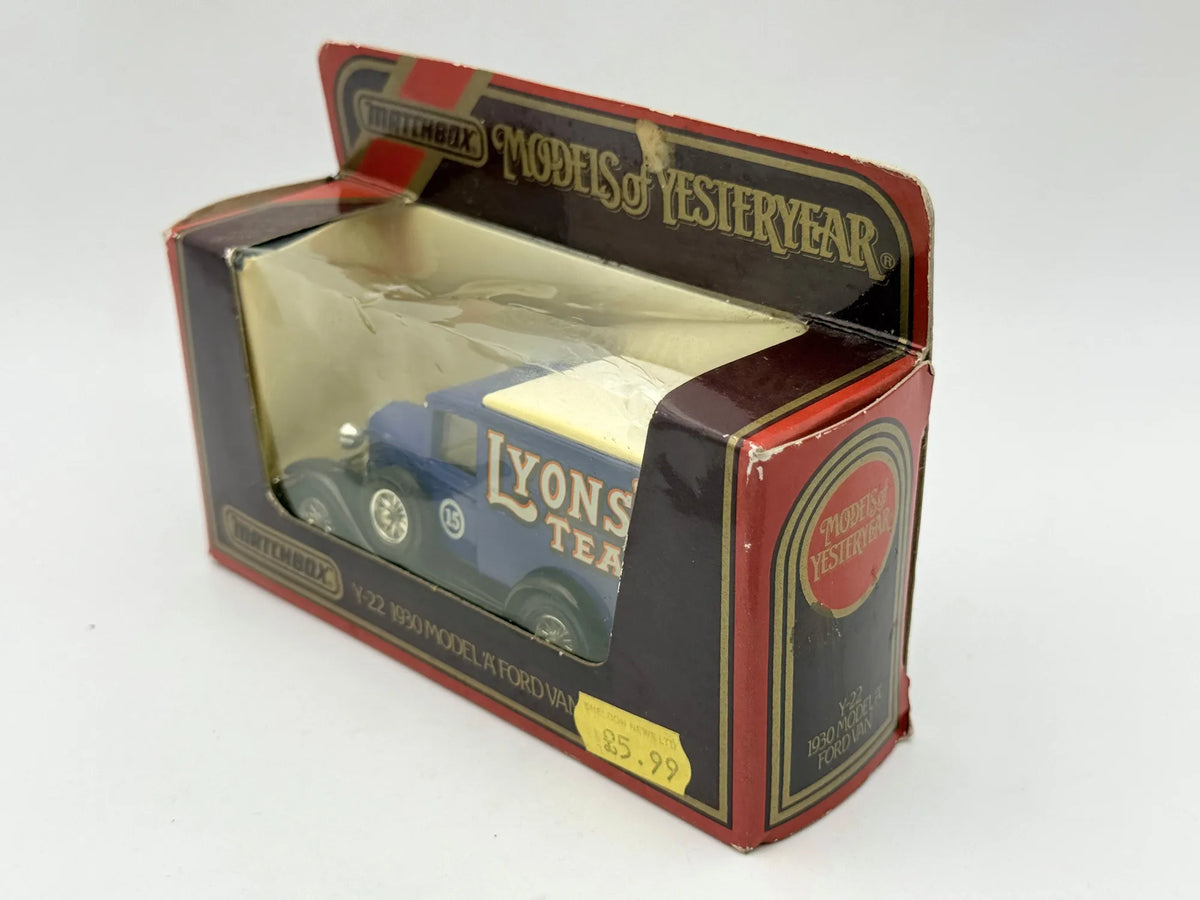 1930 MODEL A FORD VAN Matchbox 1986 Niebieski 1:40 Made in Macau Lyons' Tea – zdjęcie 4