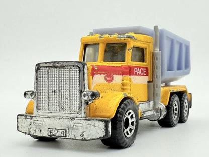 PETERBILT, Matchbox 1981, Resoraki, Die cast 08-1, Żółty, 1:80 – zdjęcie 4