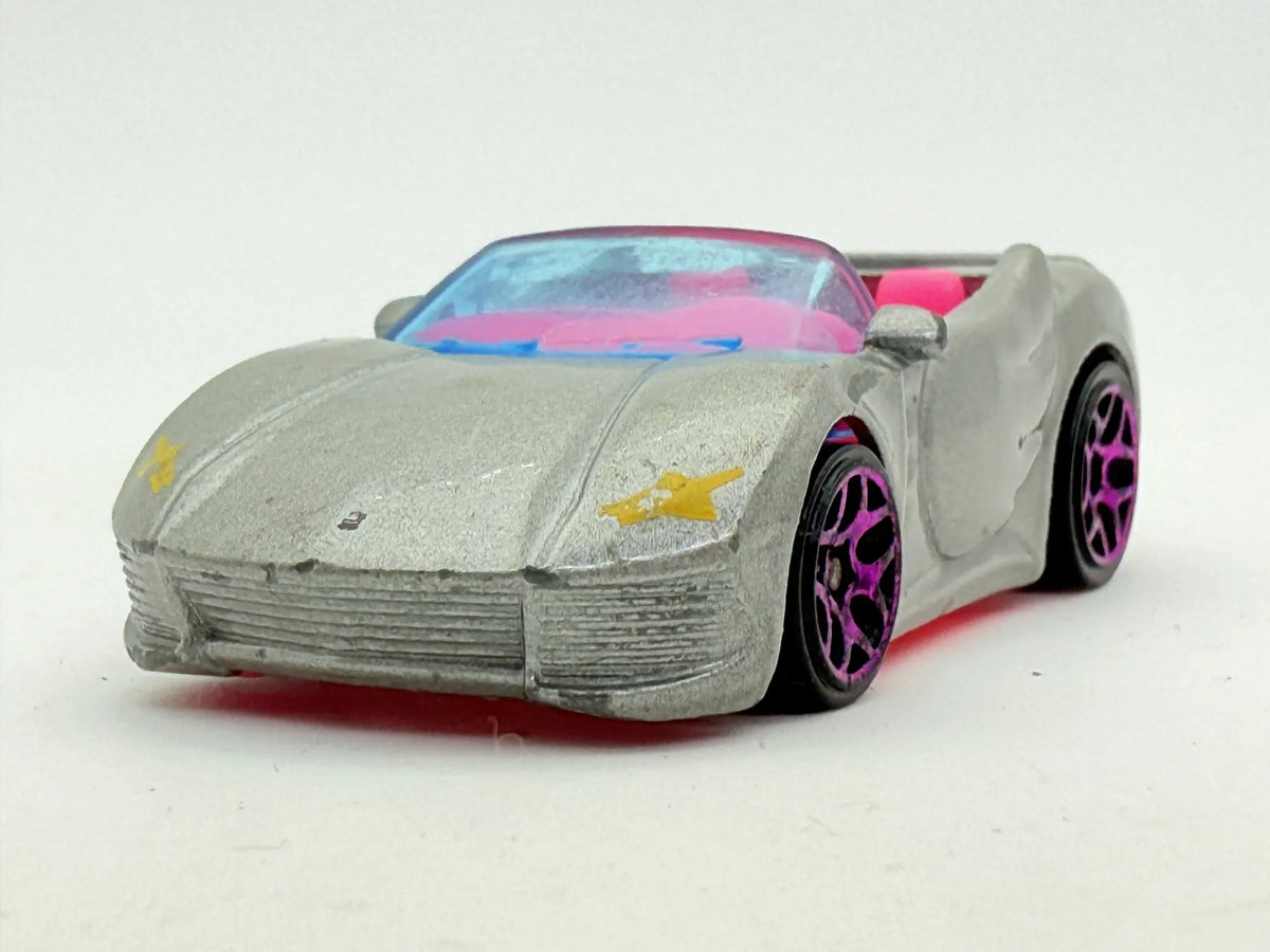 Barbie D Extra Hot Wheels Srebrna 1:64 – zdjęcie 4