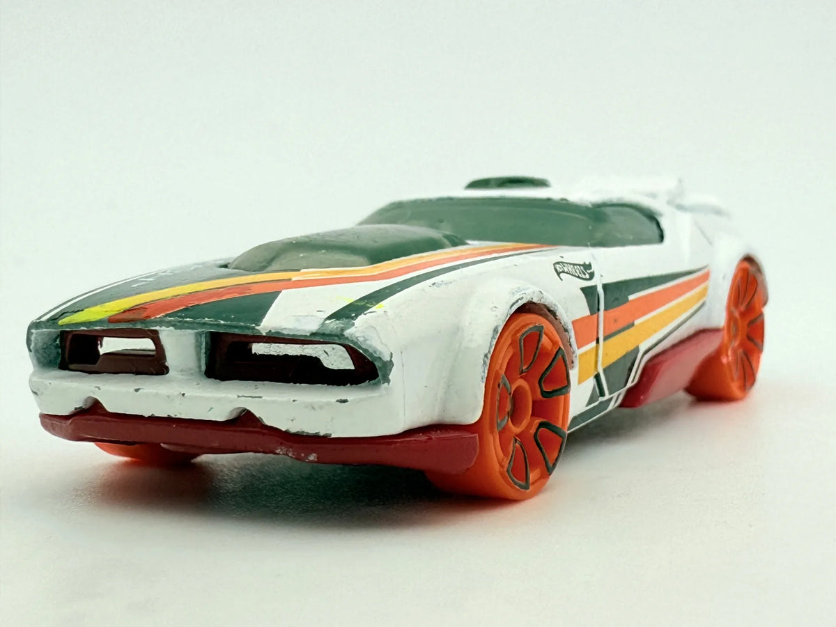 Fast Fish Hot Wheels Biały 1:64 – zdjęcie 4