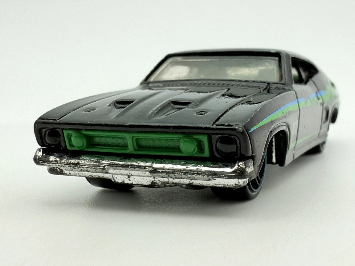 Ford Falcon Xb Hot Wheels Czarny 1:64 – zdjęcie 4