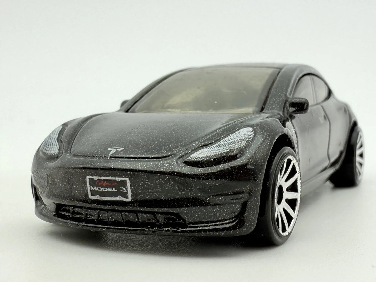 Tesla Model 3 Hot Wheels Czarna 1:64 – zdjęcie 4