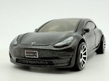 Tesla Model 3 Hot Wheels Czarna 1:64 – zdjęcie 4
