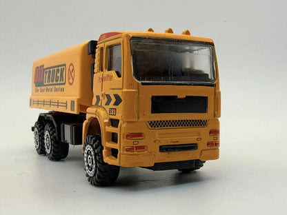 Ciężarówka CYSTERNA PALIWOWA 6X4 2018 Żółty 1:43 Oil Truck – zdjęcie 4