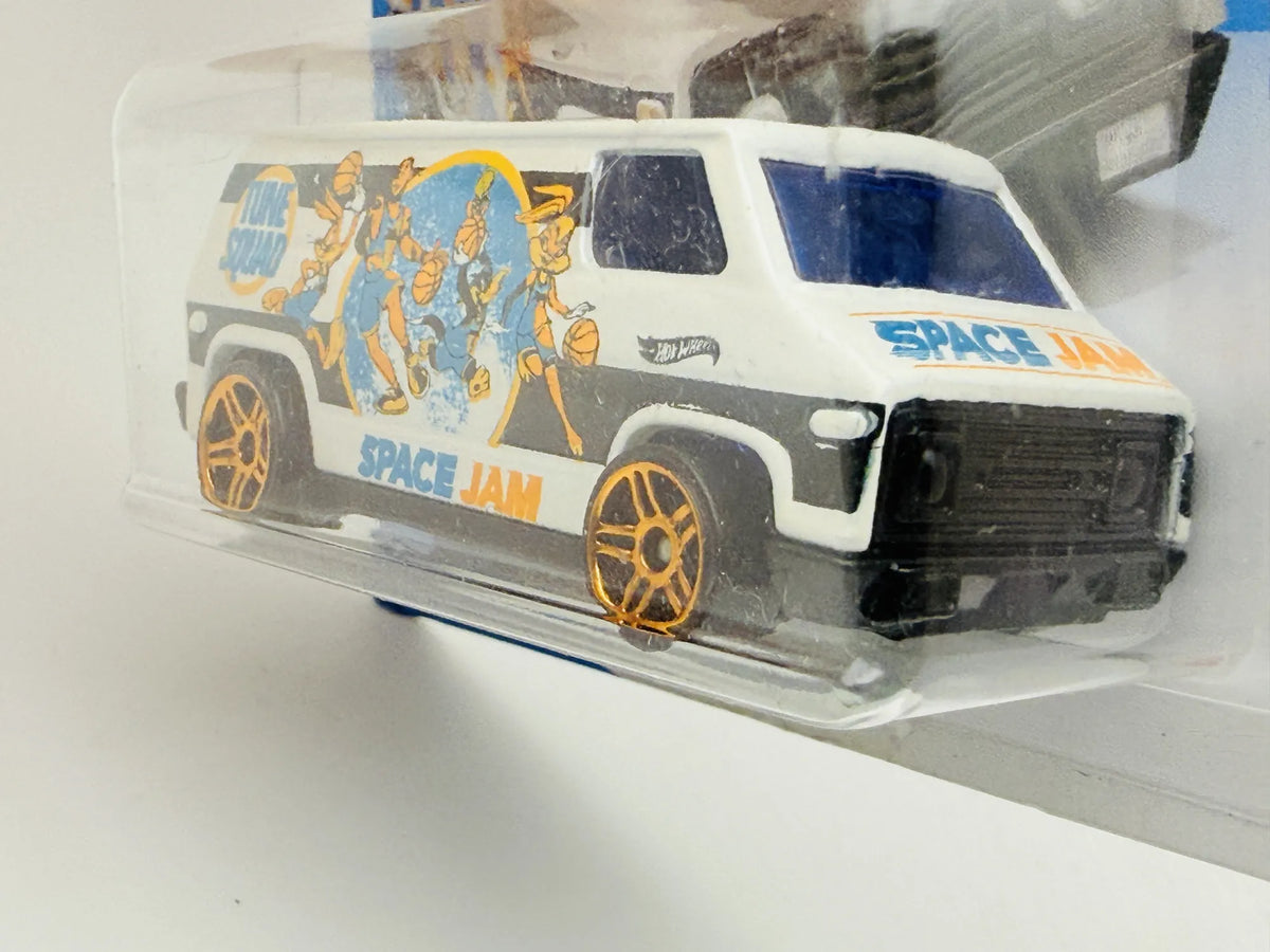 70S Van Hot Wheels 2021 HW Space 1:64 Van SPACE JAM Blister Biały – zdjęcie 4
