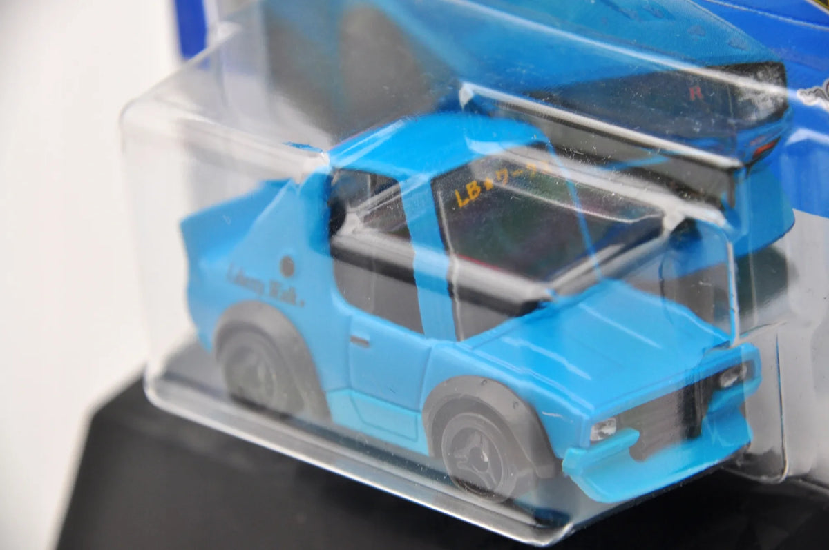 NISSAN SKYLINE 2000GT-R LBWK (TONNED) Hot Wheels 2024, HRY85 Niebieski 1:64 – zdjęcie 4