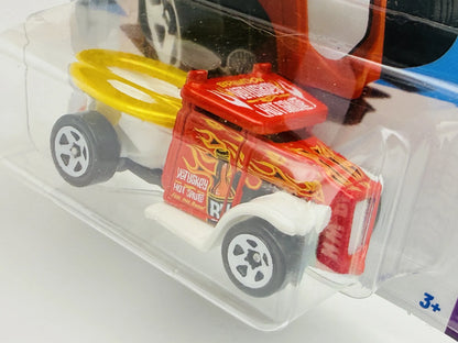 Gotta Go Hot Wheels 2025 HW Designed By 1:64 Blister Biały – zdjęcie 4