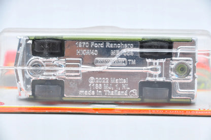 Dodge Charger Zielony 1:64 – zdjęcie 4