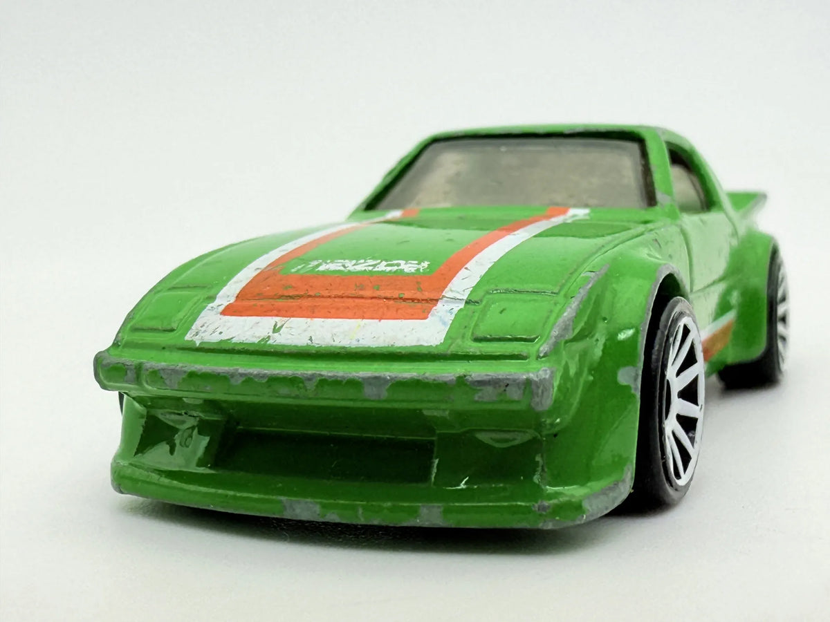 Mazda Rx-7, Hot Wheels, die cast resoraki, 1:64 – zdjęcie 4