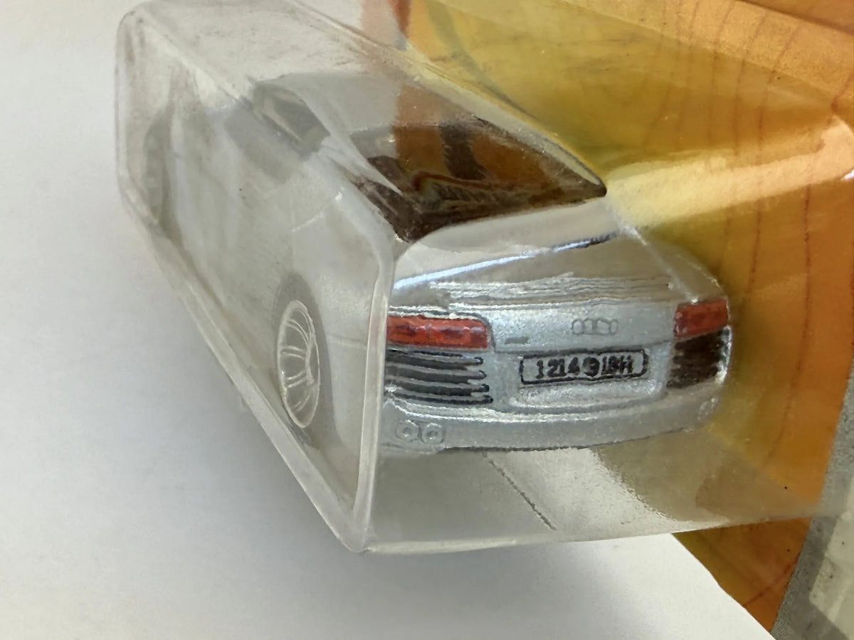 AUDI R8 Mbx Metal Matchbox 2007 Srebrny 1:64 – zdjęcie 4