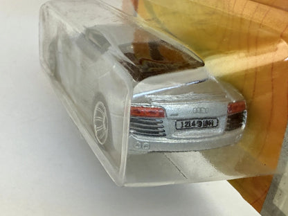 AUDI R8 Mbx Metal Matchbox 2007 Srebrny 1:64 – zdjęcie 4