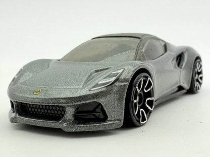 Lotus Emira Hot Wheels Szary 1:64 – zdjęcie 4