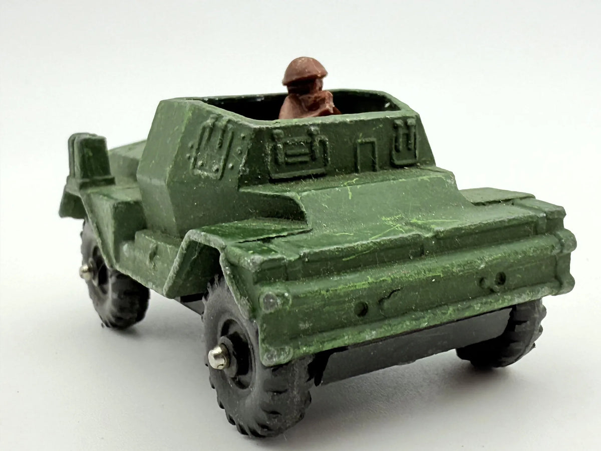 DAIMLER SCOUT CAR Corgi '70 Zielony 1:64 Made in Wielka Brytania – zdjęcie 4
